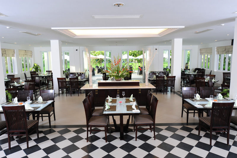 सहारा Boutique